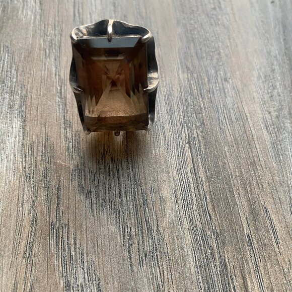 Large Smoky Quartz Gemstone Ring - Picture 2 of 4
